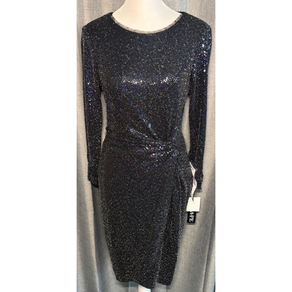 Women's Formal dress Macys Xscape, SIZE 4 navy blue with sparkles NWT